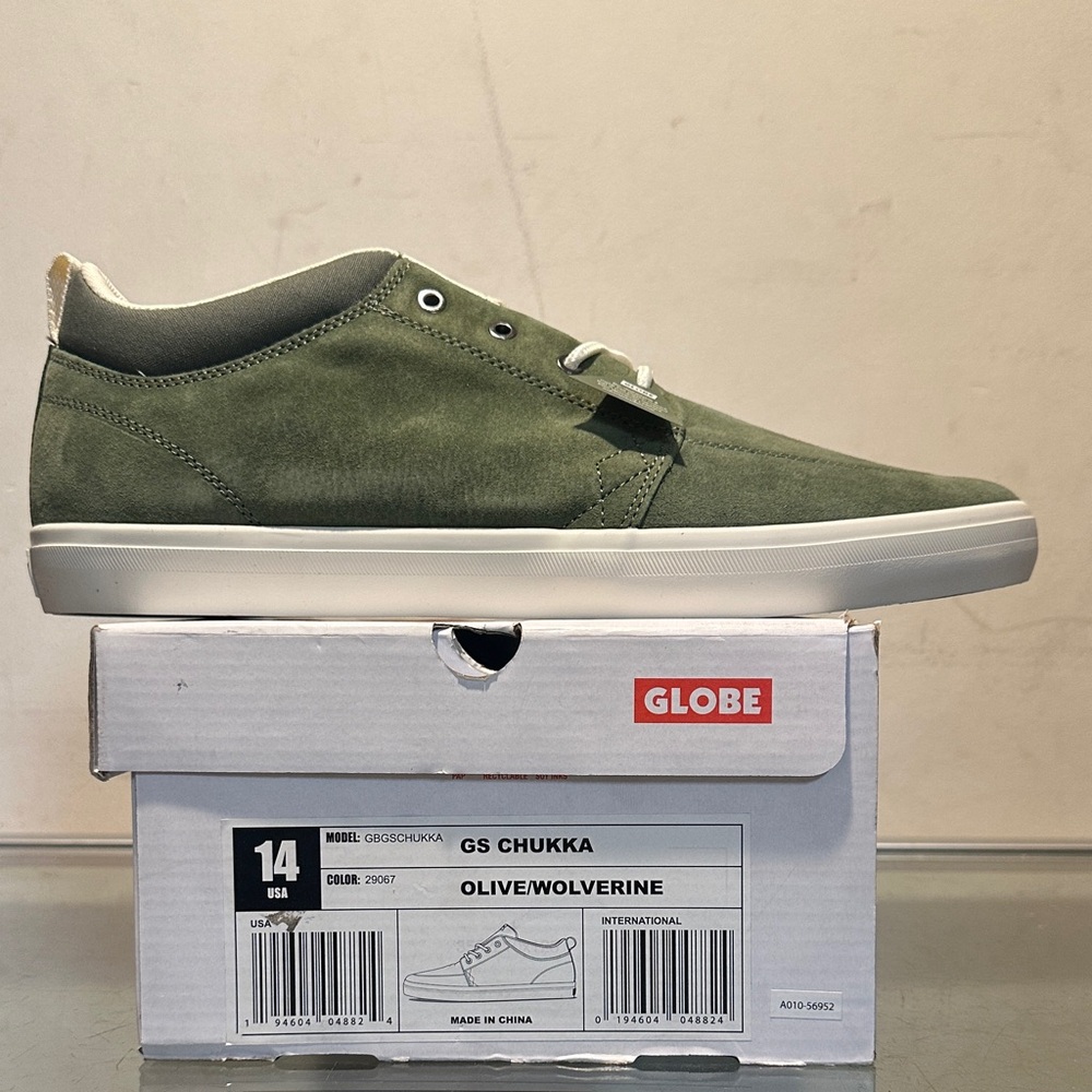 Globe Chukka Boots in Olive Green
